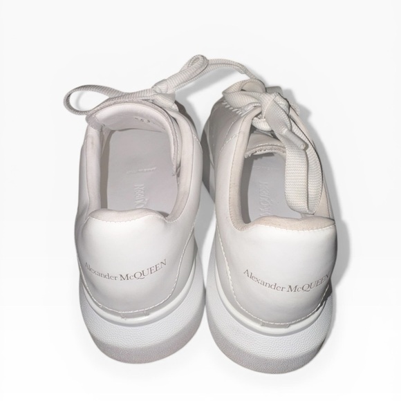 ALEXANDER MCQUEEN Oversized Women's White Sneakers US 9 - Picture 5 of 8